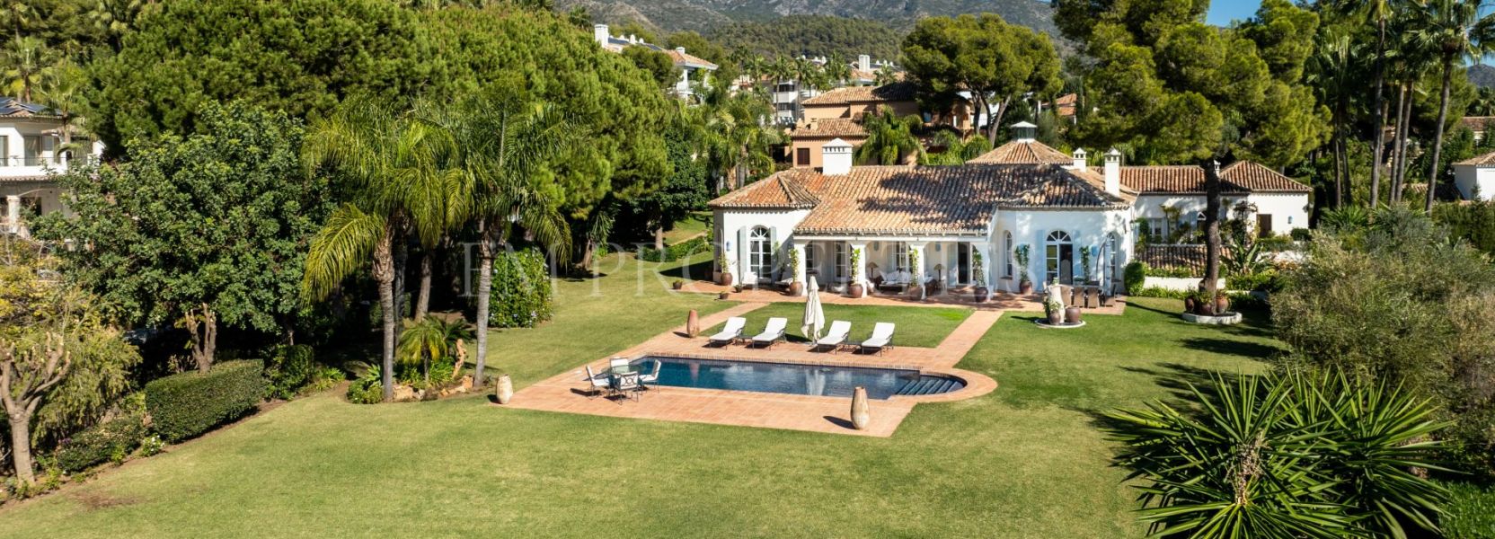Villa  in Altos Reales, Marbella Goldene Meile, Marbella