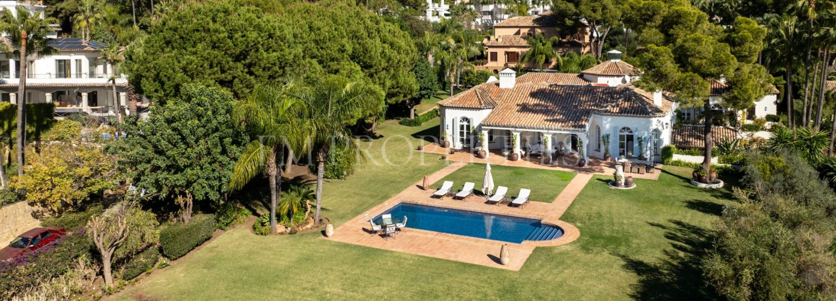 Villa  in Altos Reales, Marbella Goldene Meile, Marbella