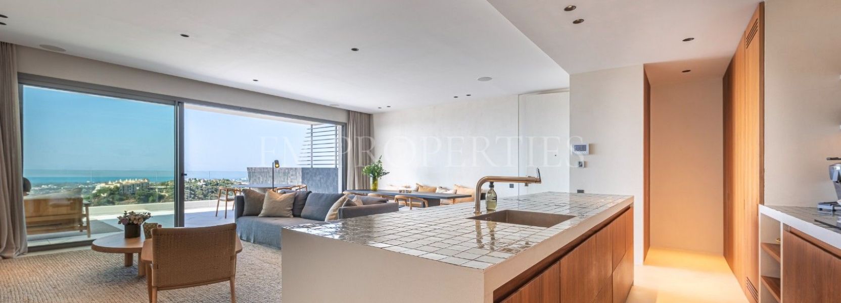 Wohnung  in Byu Hills, Benahavis