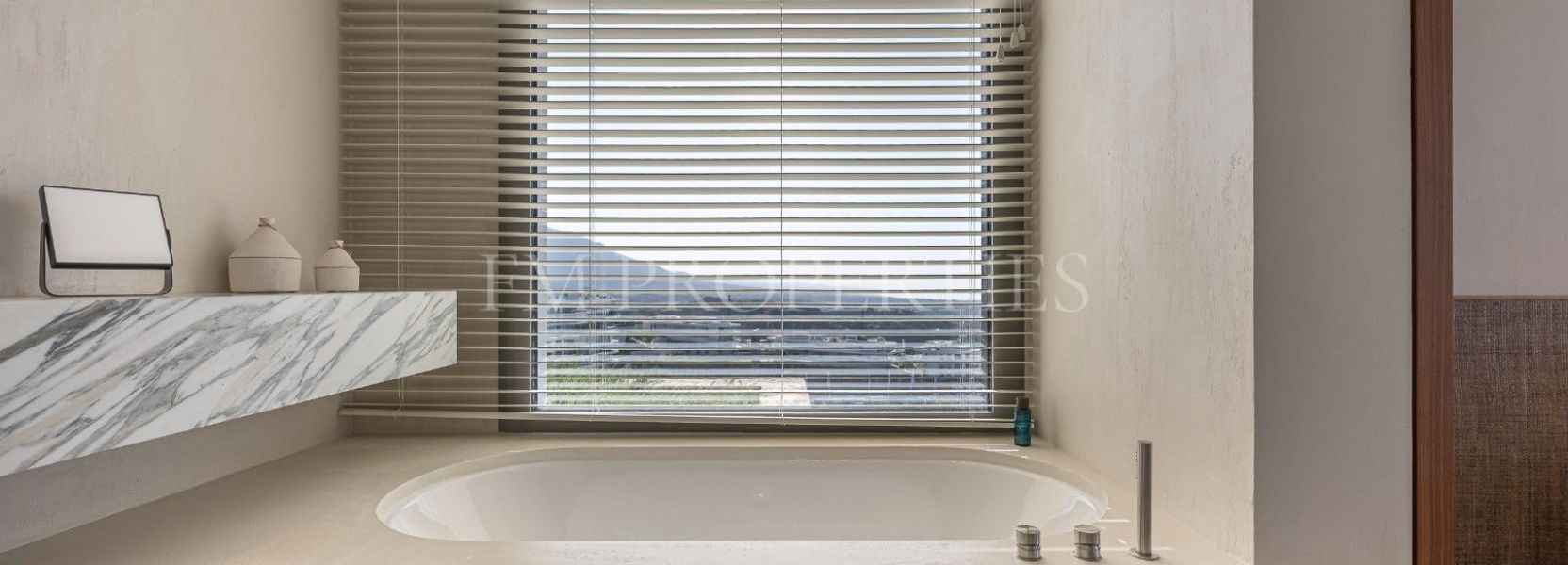 Wohnung  in Byu Hills, Benahavis