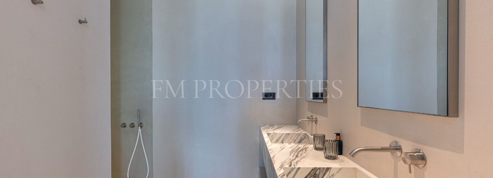 Wohnung  in Byu Hills, Benahavis