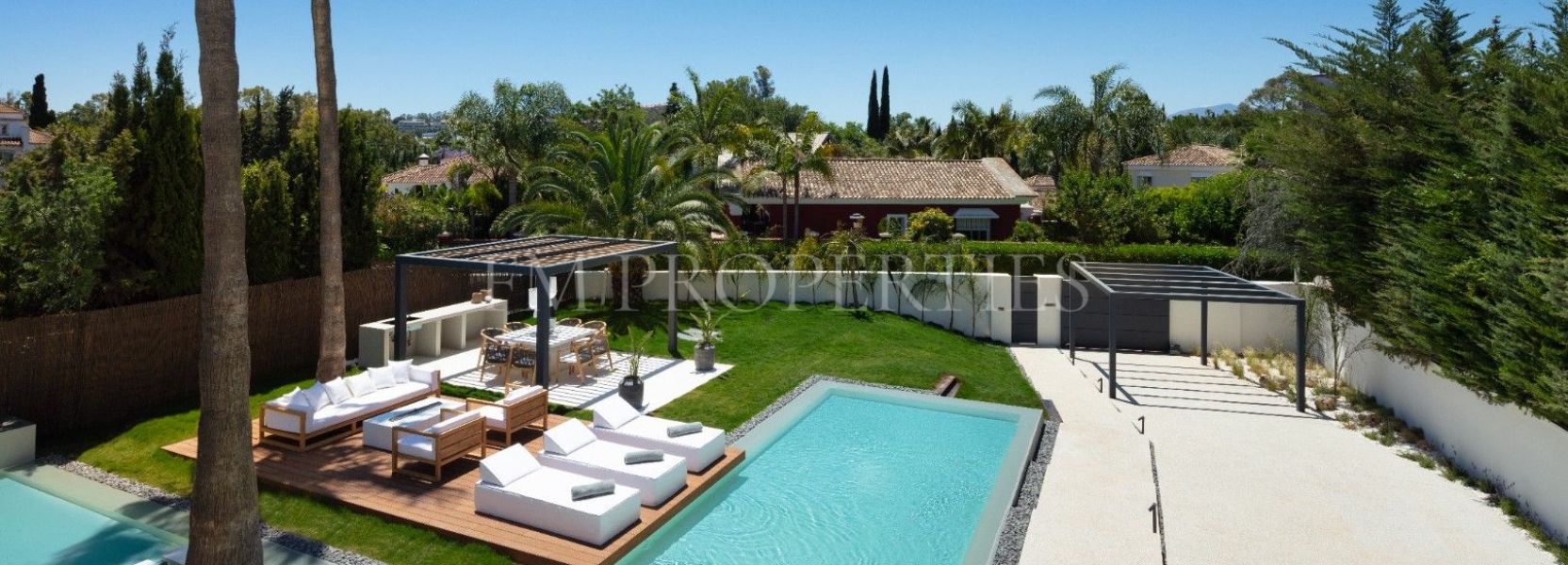 Villa  in Nueva Andalucia, Marbella