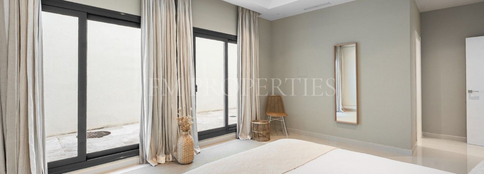 Villa  en El Herrojo, Benahavis