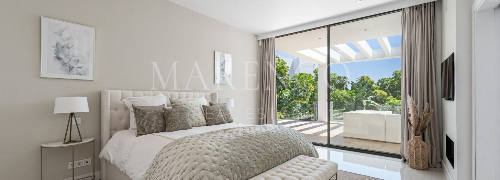 Villa  in El Herrojo, Benahavis