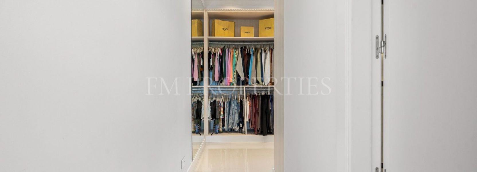 Villa  en El Herrojo, Benahavis