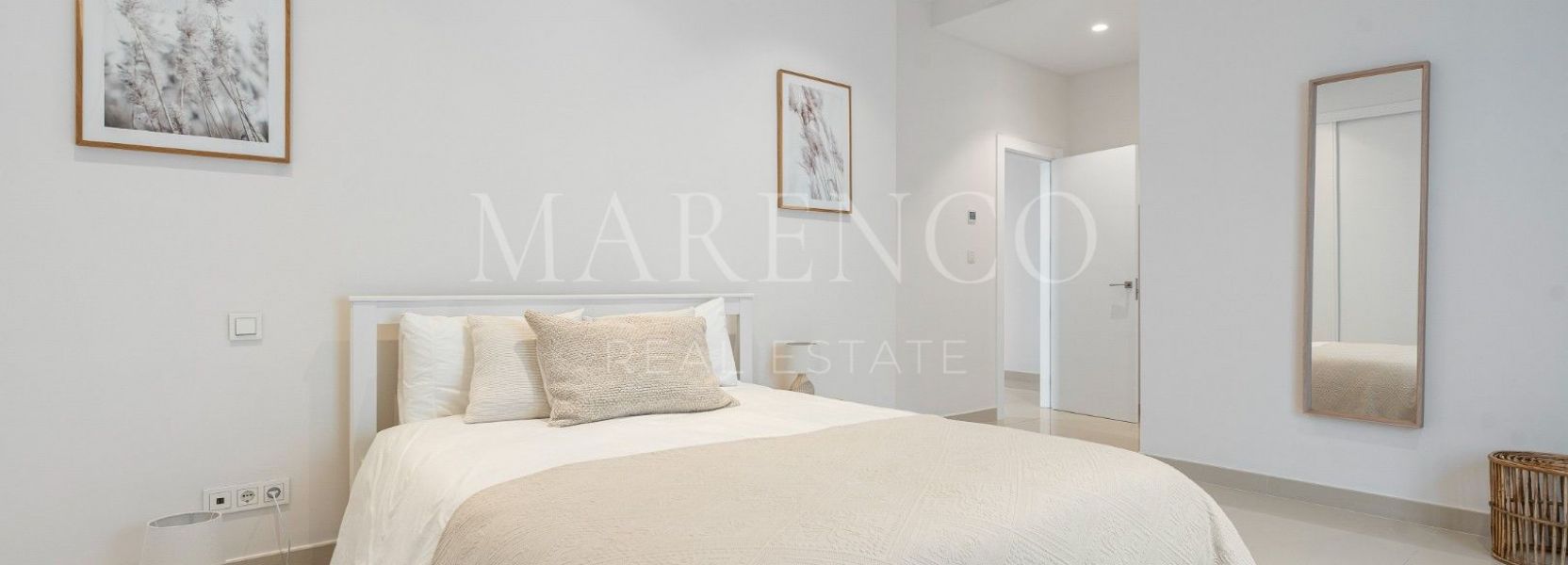 Villa  in El Herrojo, Benahavis