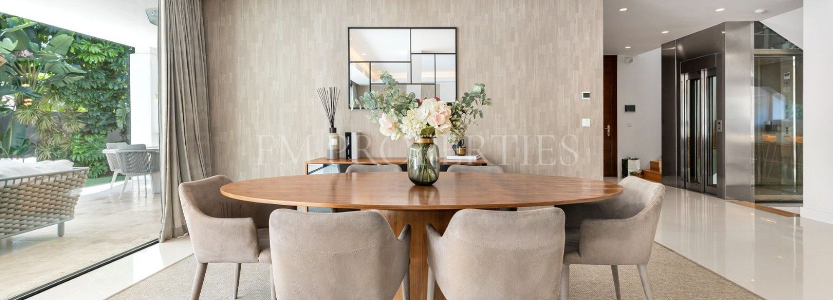 Villa  en El Herrojo, Benahavis