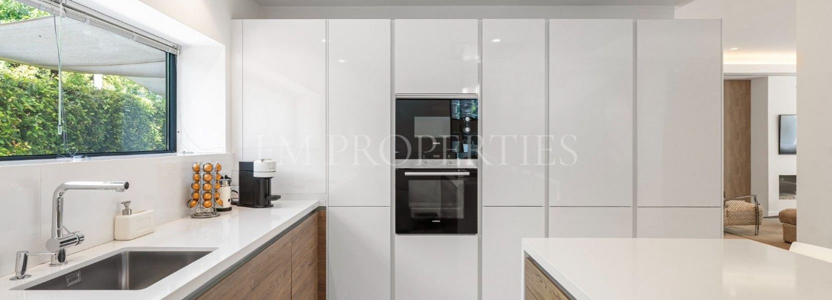 Villa  en El Herrojo, Benahavis