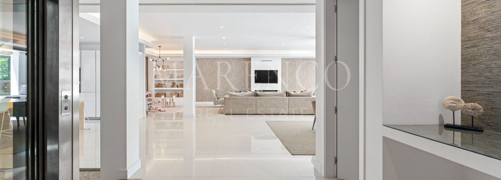 Villa  in El Herrojo, Benahavis