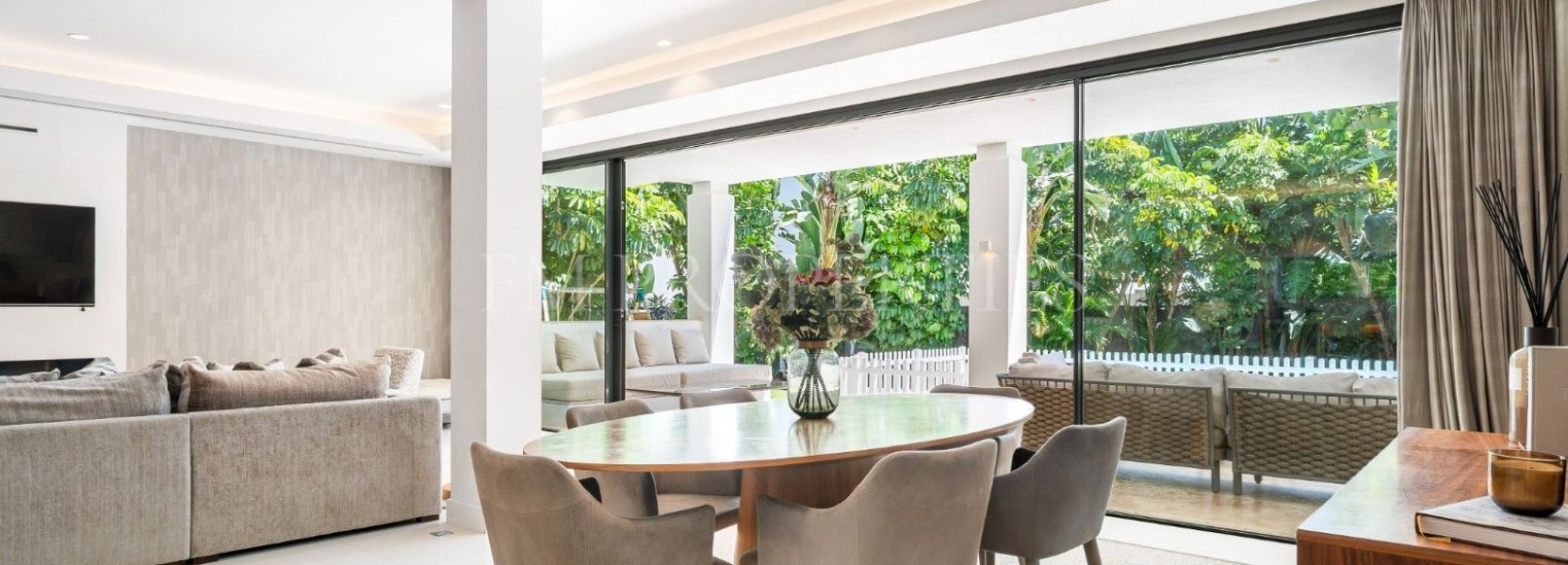 Villa  en El Herrojo, Benahavis