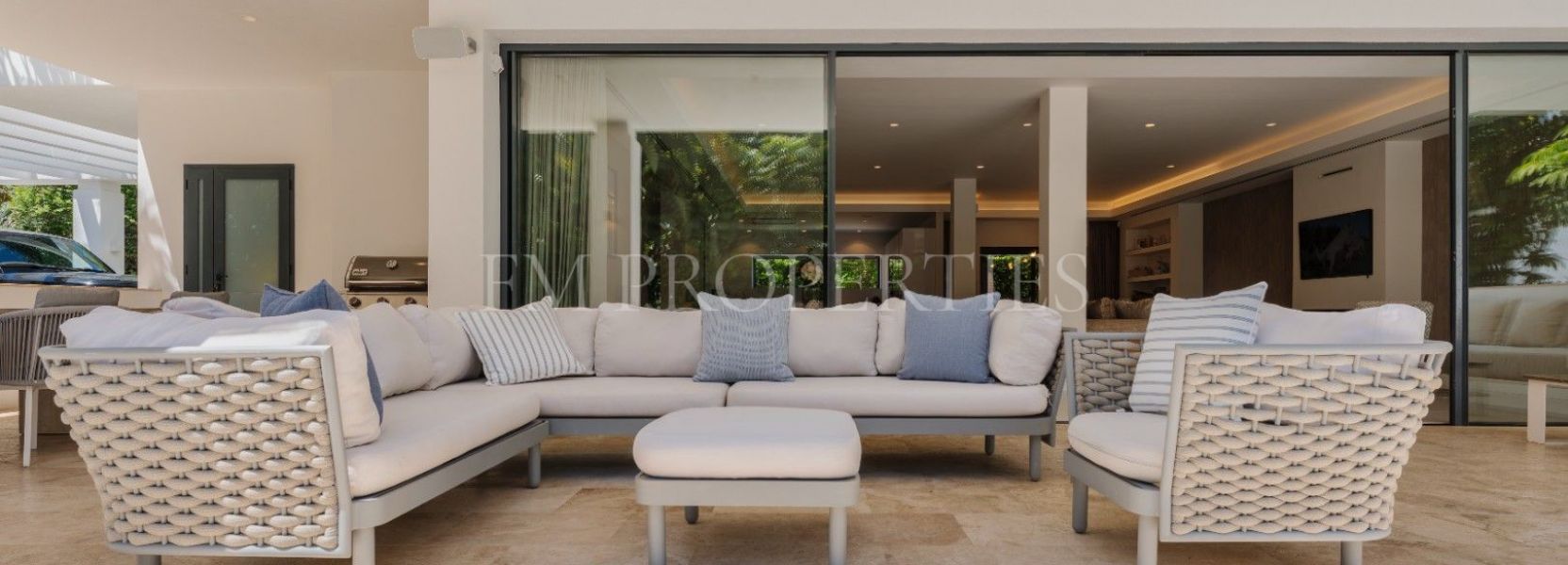 Villa  en El Herrojo, Benahavis