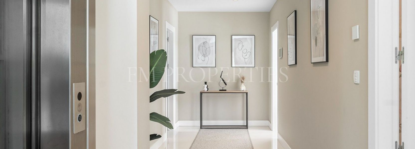 Villa  en El Herrojo, Benahavis