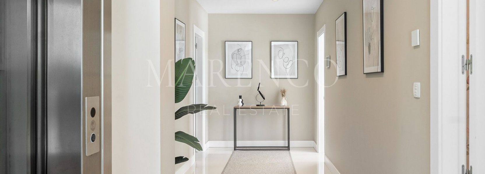 Villa  in El Herrojo, Benahavis