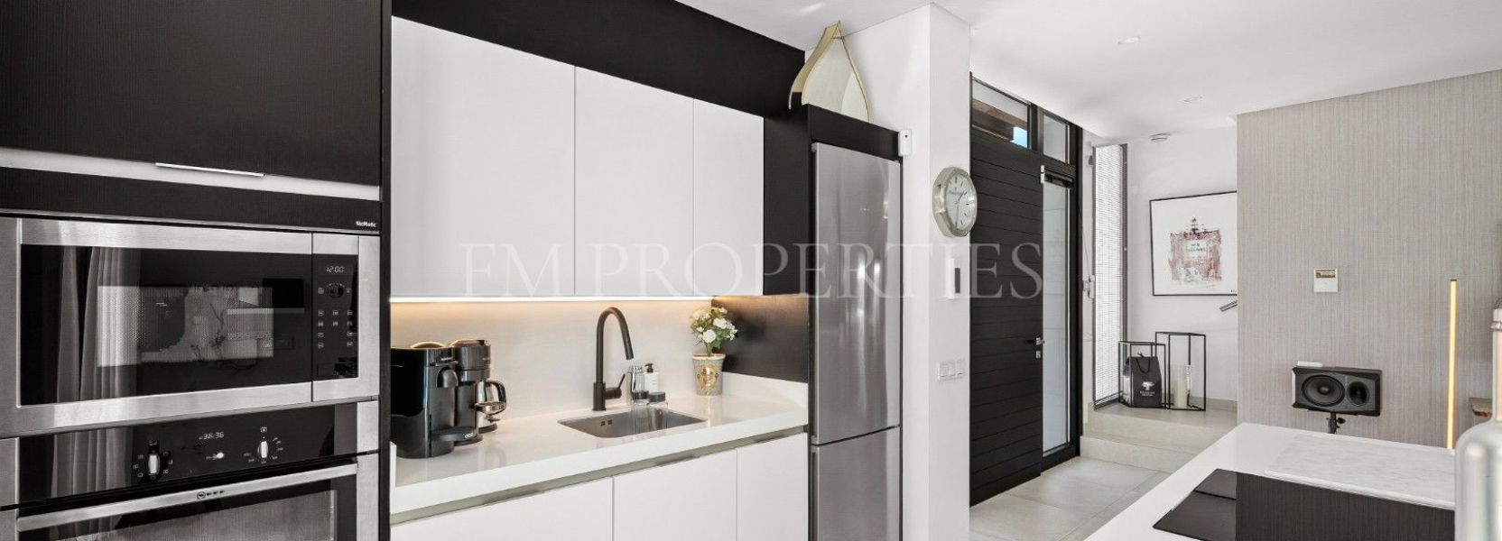 Villa  in Arboleda, Estepona Ost, Estepona