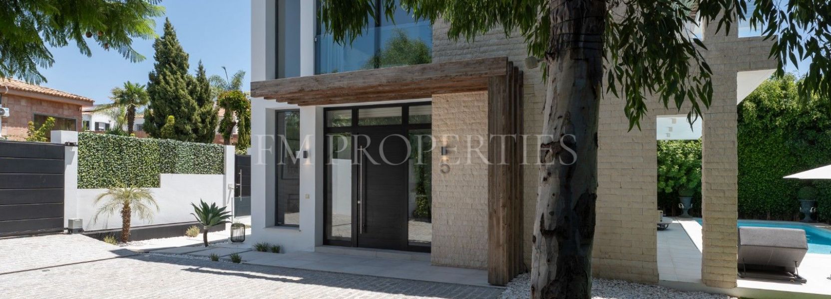 Villa  in Arboleda, Estepona Ost, Estepona