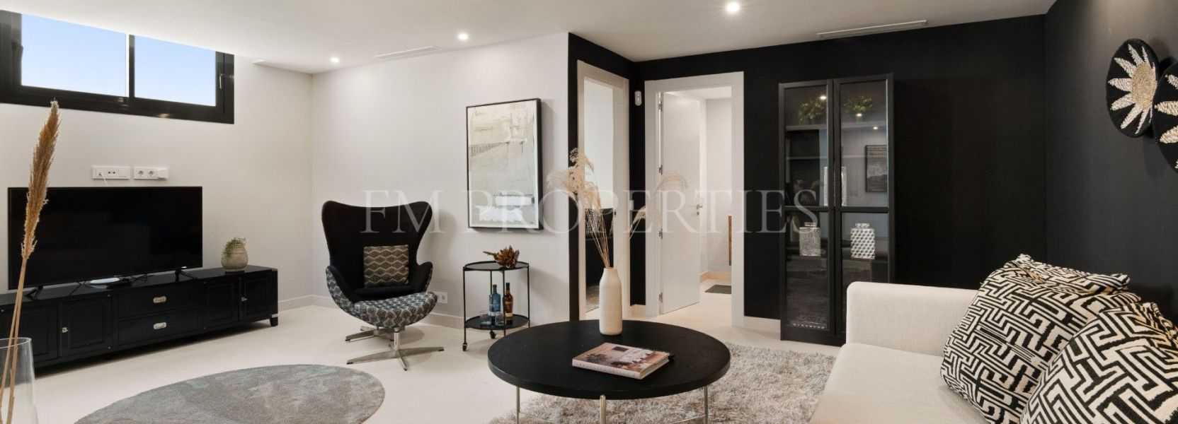 Villa Pareada  en Cabopino, Marbella Este, Marbella