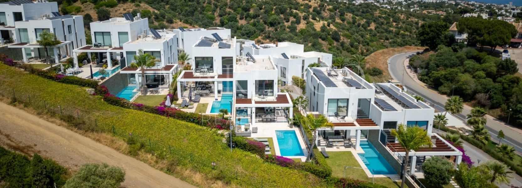 Villa Pareada en Cabopino, Marbella Este, Marbella