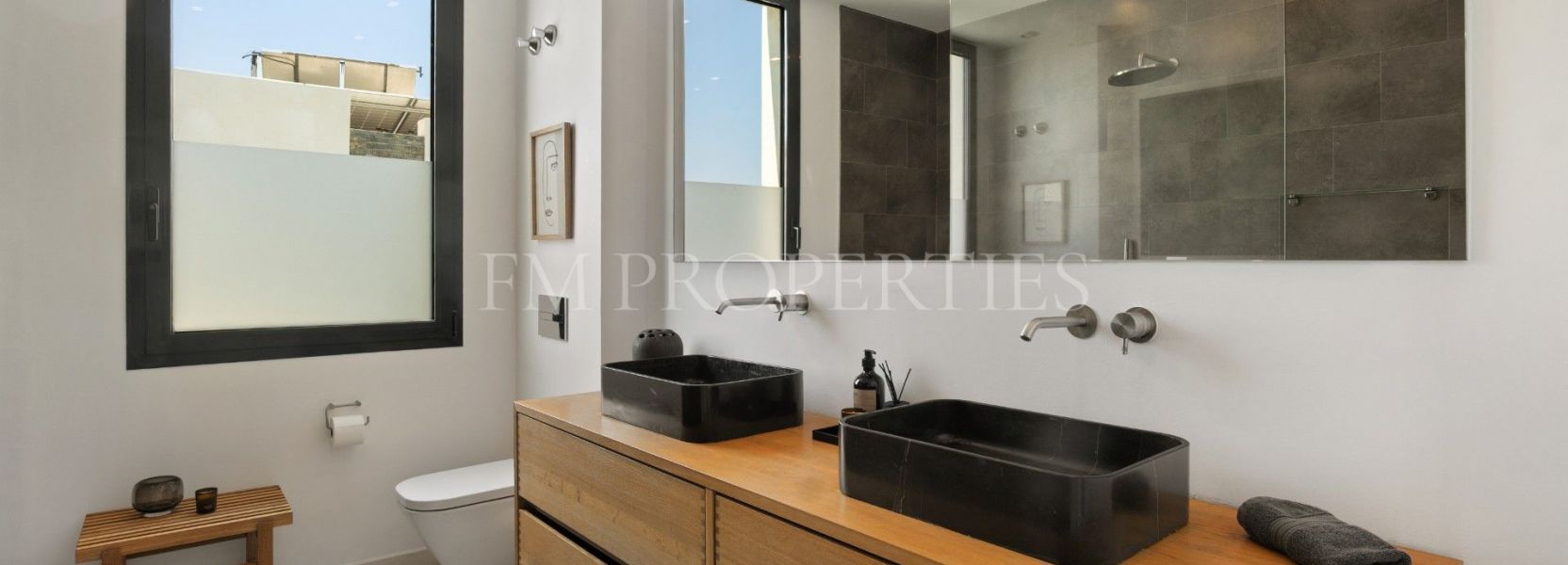 Villa Pareada  en Cabopino, Marbella Este, Marbella