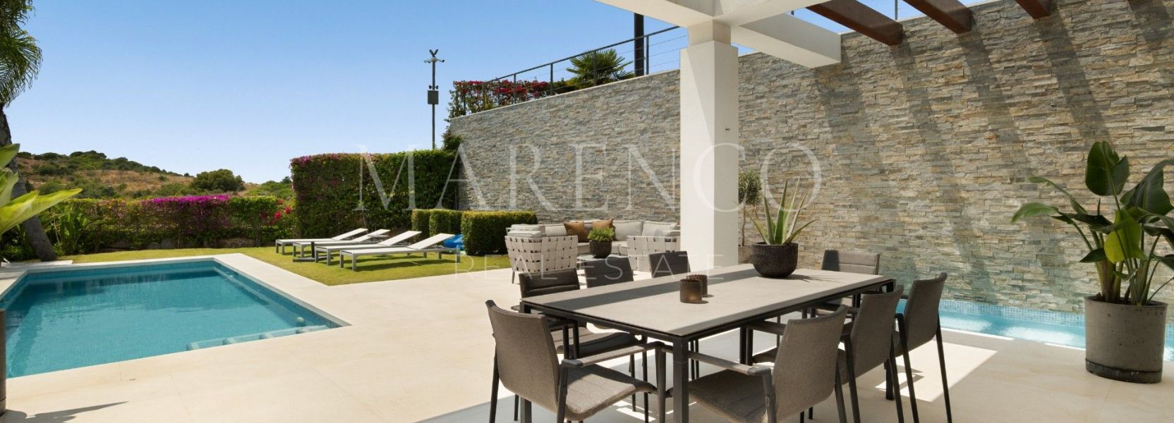 Villa Pareada en Cabopino, Marbella Este, Marbella