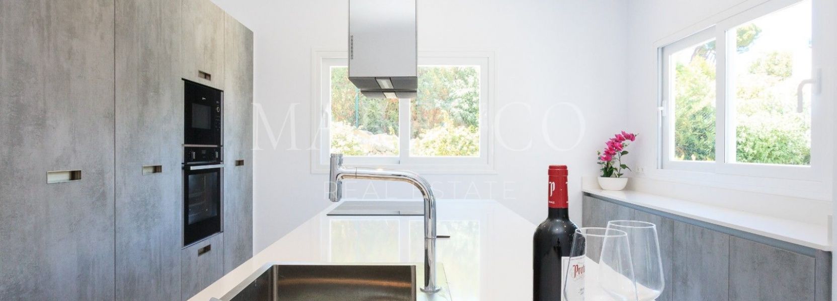 Villa  in Nueva Andalucia, Marbella