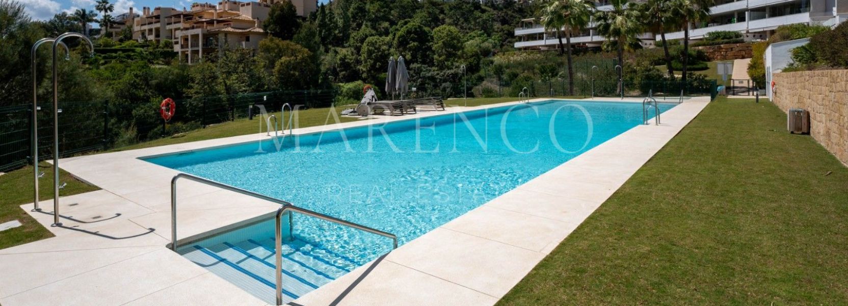 Apartamento  en Benahavis