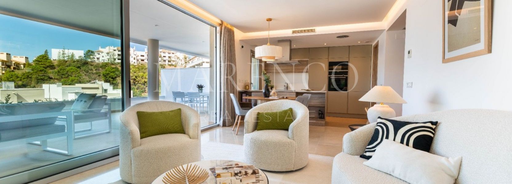 Apartamento  en Benahavis