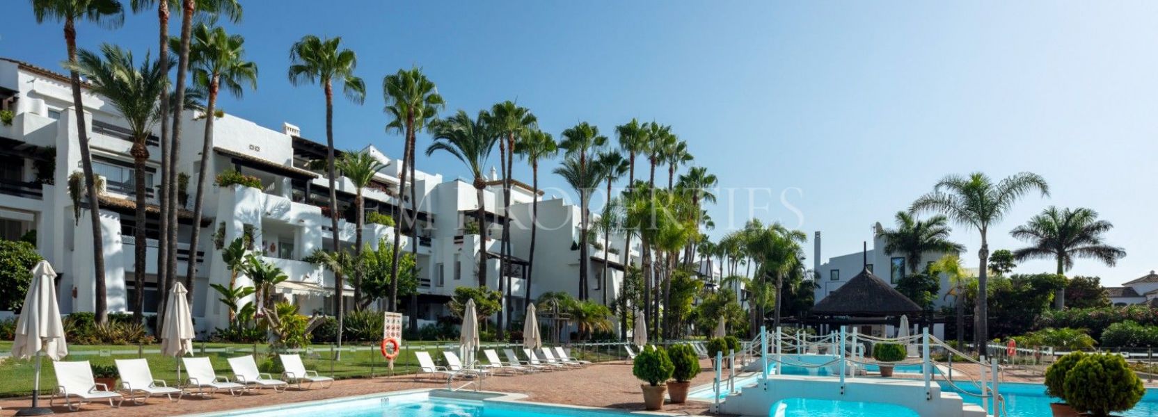 Apartamento Planta Baja  en Puente Romano, Marbella Golden Mile, Marbella