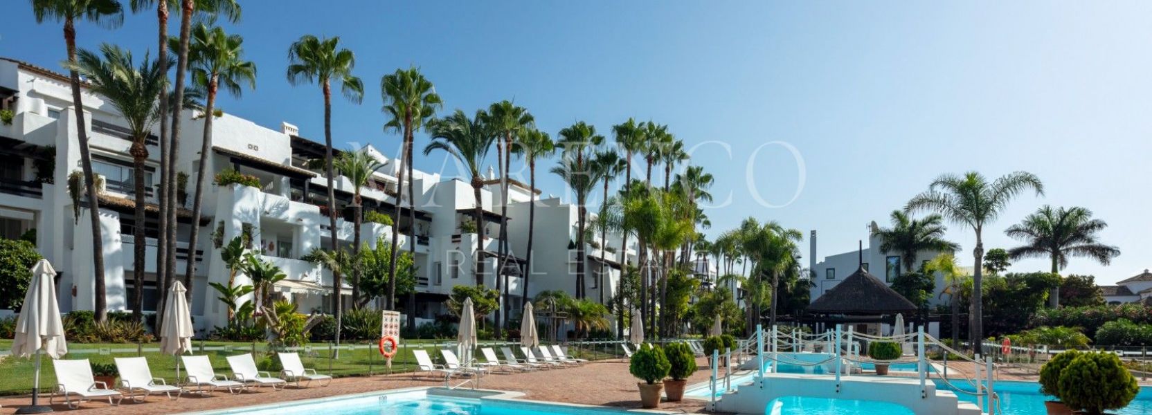 Apartamento Planta Baja  en Puente Romano, Marbella Golden Mile, Marbella