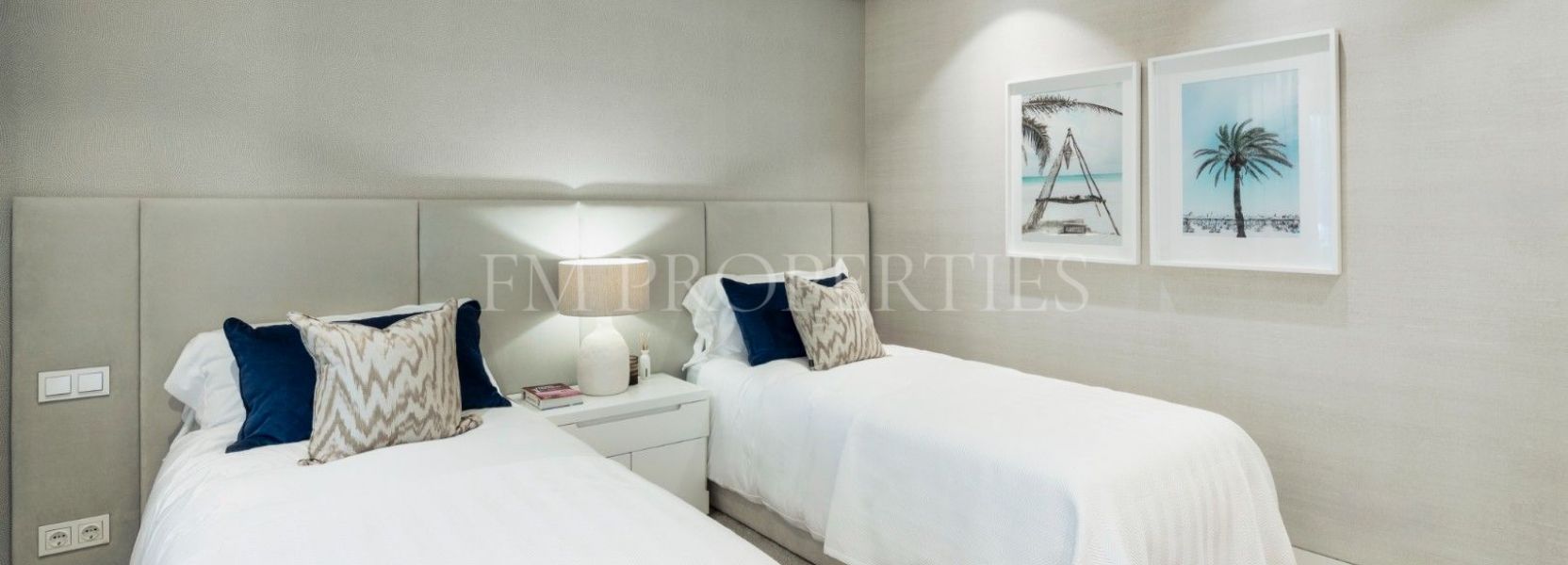 Apartamento Planta Baja  en Puente Romano, Marbella Golden Mile, Marbella