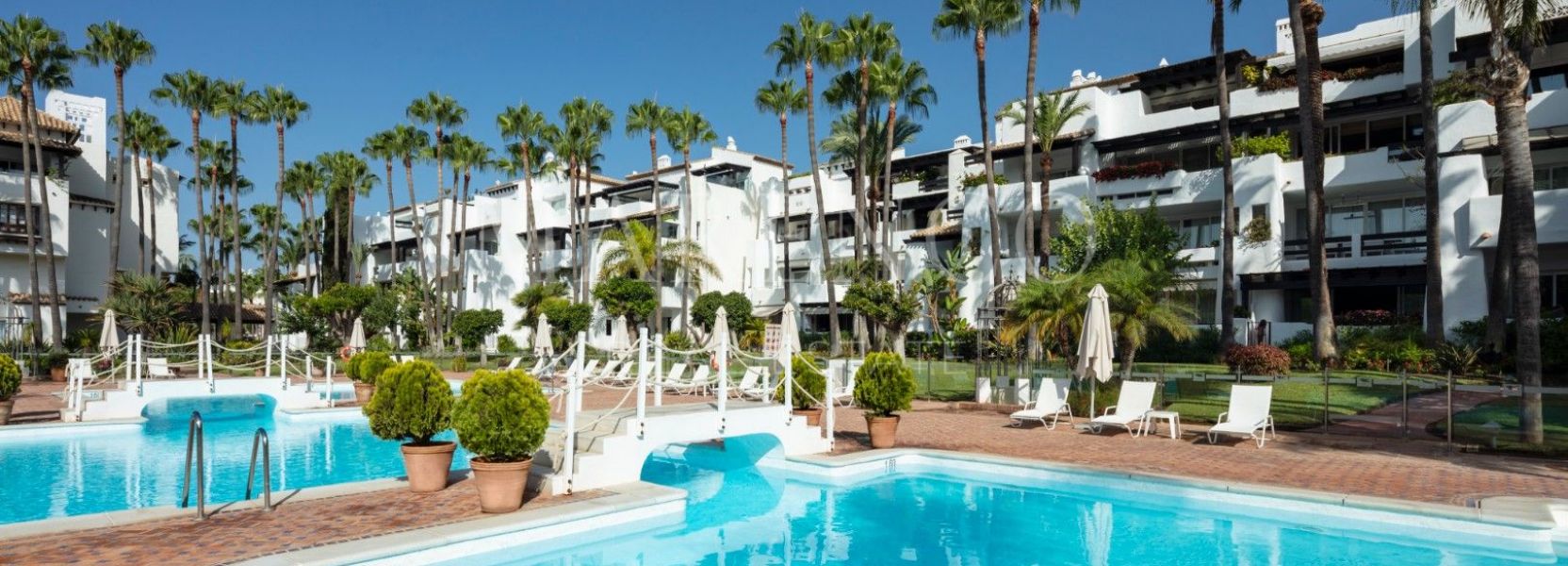 Apartamento Planta Baja  en Puente Romano, Marbella Golden Mile, Marbella