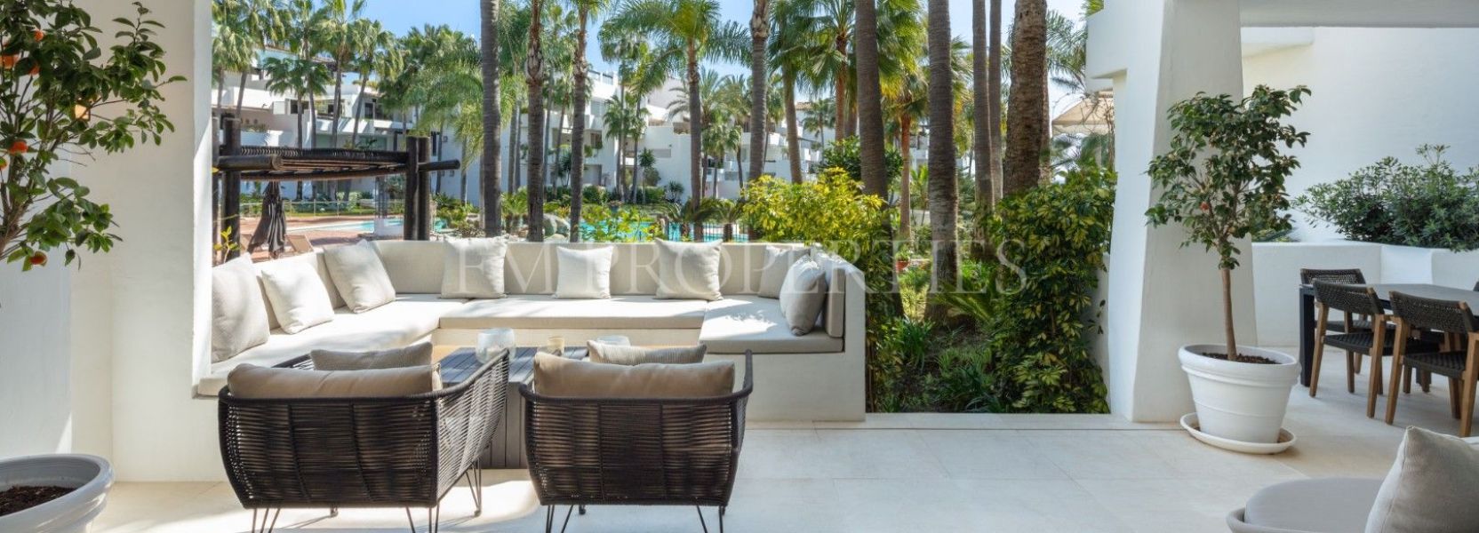 Apartment  in Puente Romano, Marbella Golden Mile, Marbella