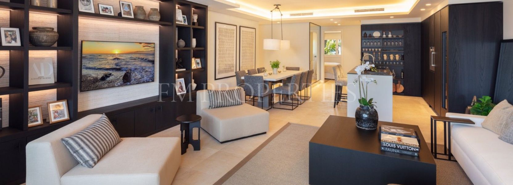 Apartment  in Puente Romano, Marbella Golden Mile, Marbella