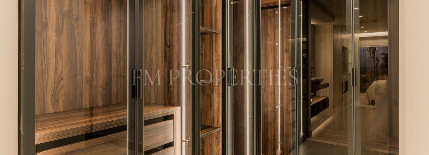 Apartamento  en Estepona