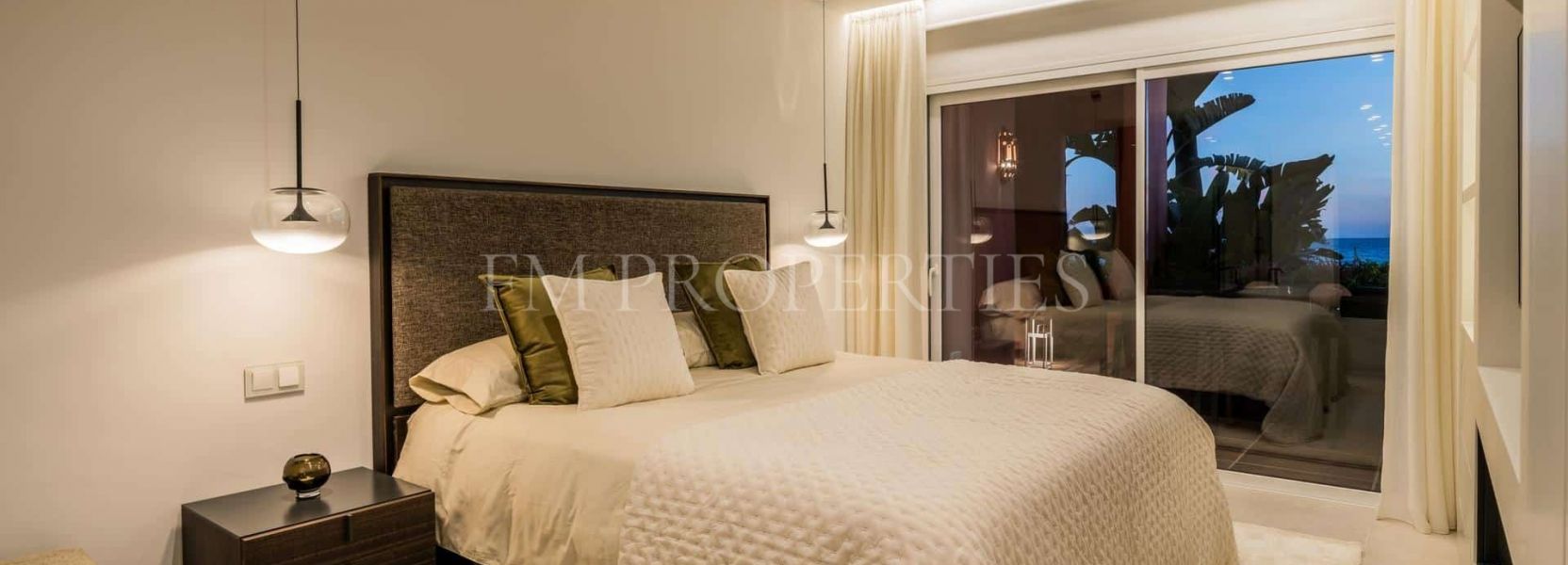 Apartamento  en Estepona