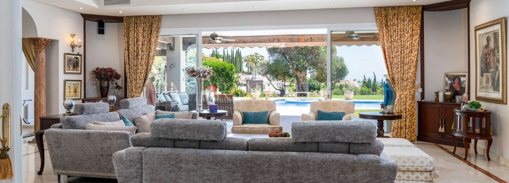 Villa  in Nueva Andalucia, Marbella