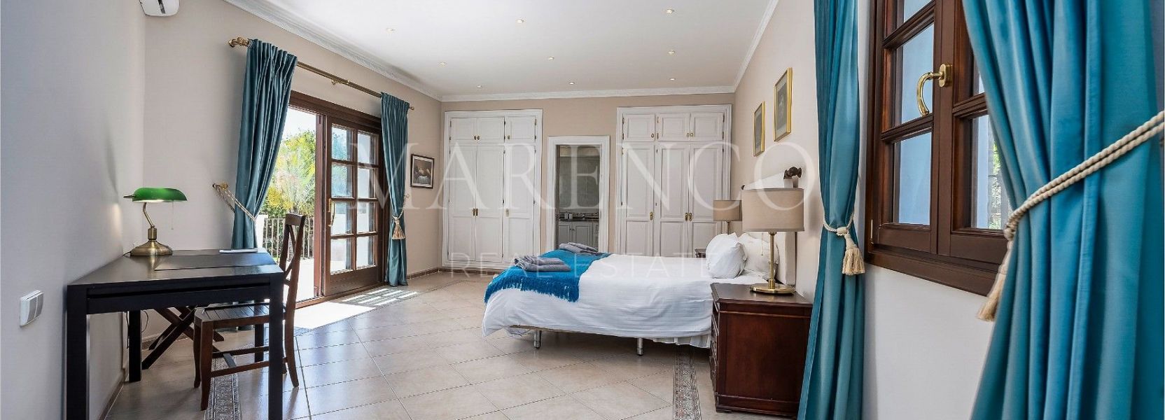 Villa  in Cancelada, Estepona Oost, Estepona