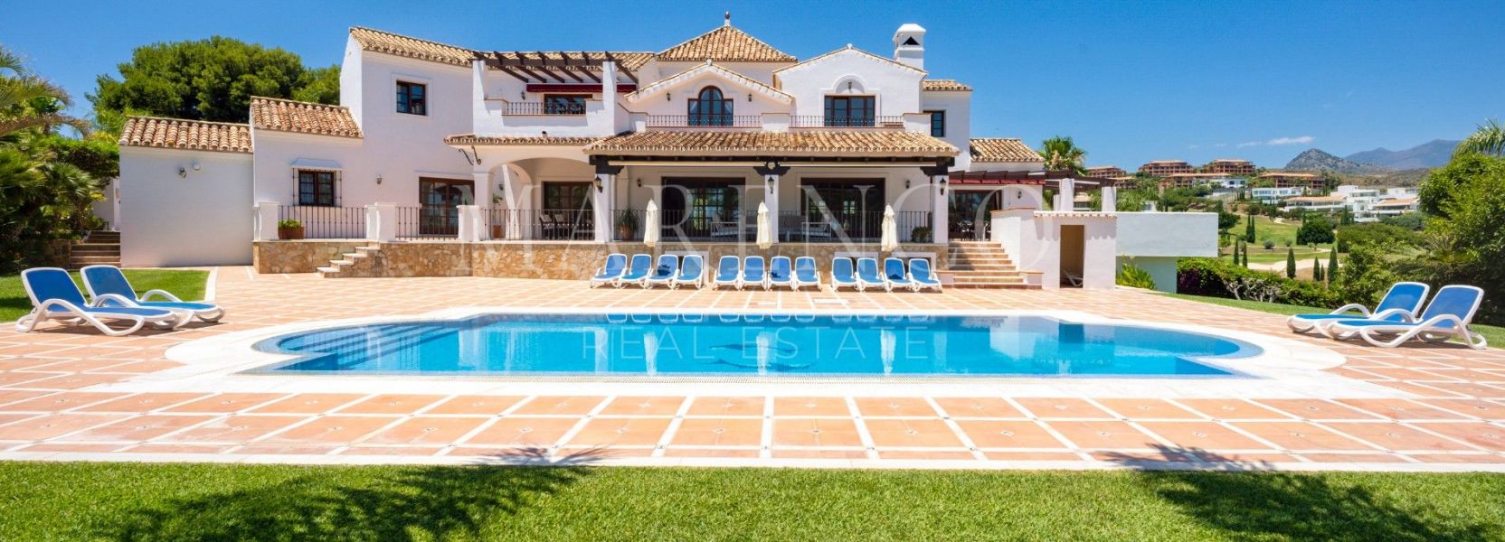 Villa  in Cancelada, Estepona Oost, Estepona