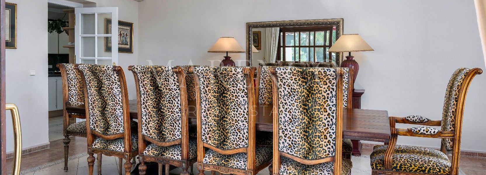 Villa  in Cancelada, Estepona Oost, Estepona