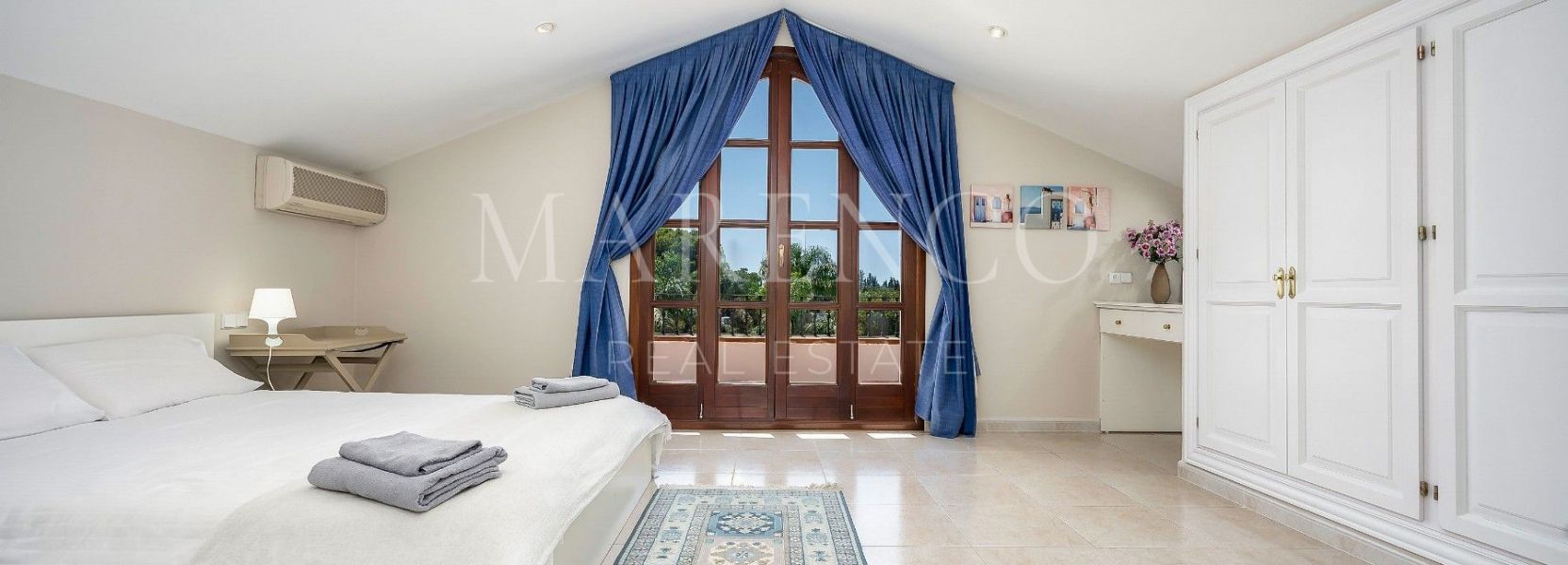 Villa  in Cancelada, Estepona Oost, Estepona