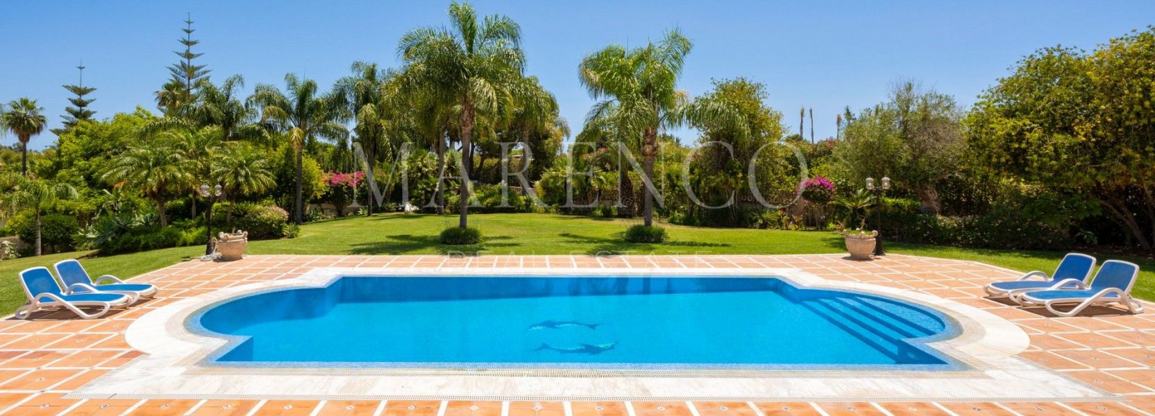 Villa  in Cancelada, Estepona Oost, Estepona