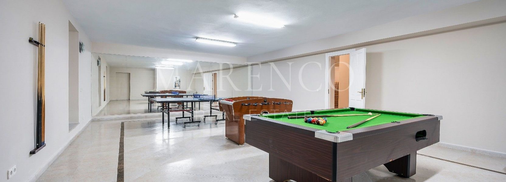 Villa  in Cancelada, Estepona Oost, Estepona