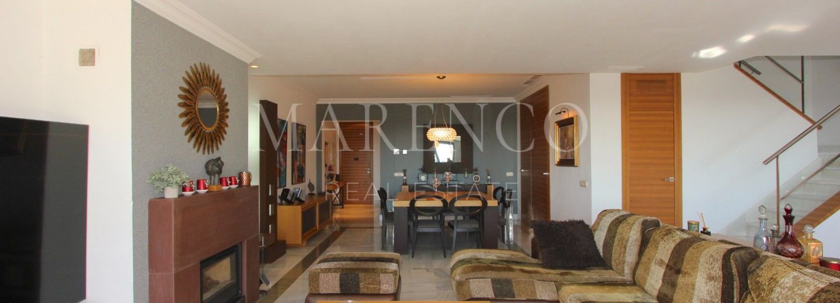 Zweistöckiges Penthouse  in Monte Halcones, Benahavis