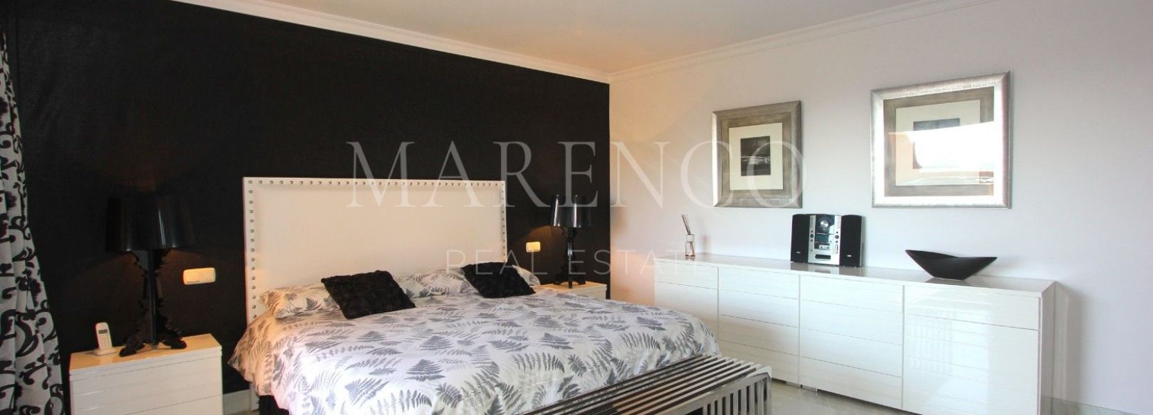 Zweistöckiges Penthouse  in Monte Halcones, Benahavis