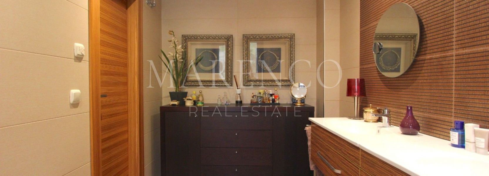 Zweistöckiges Penthouse  in Monte Halcones, Benahavis