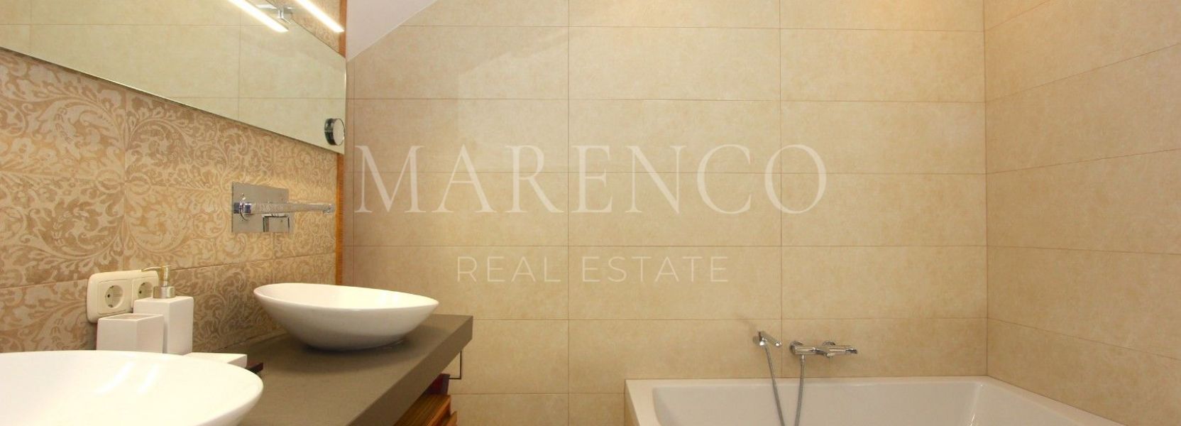 Zweistöckiges Penthouse  in Monte Halcones, Benahavis