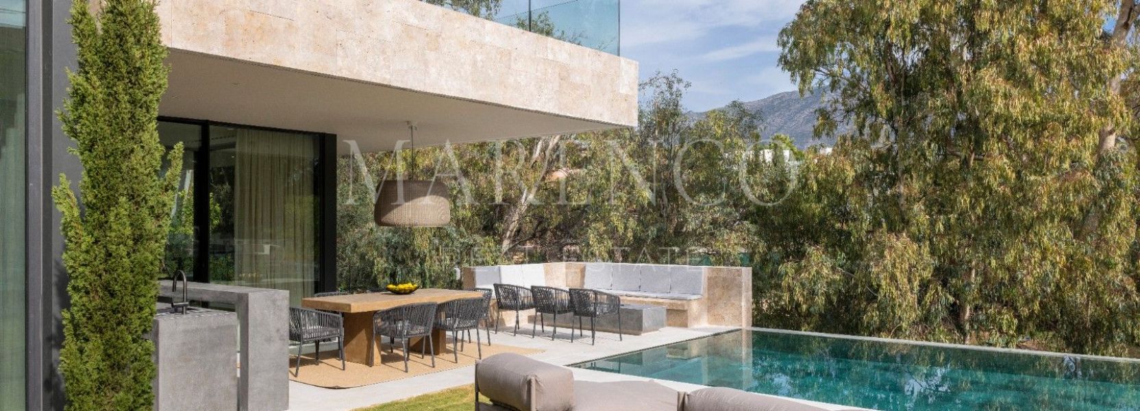 Villa  in La Cerquilla, Nueva Andalucia, Marbella