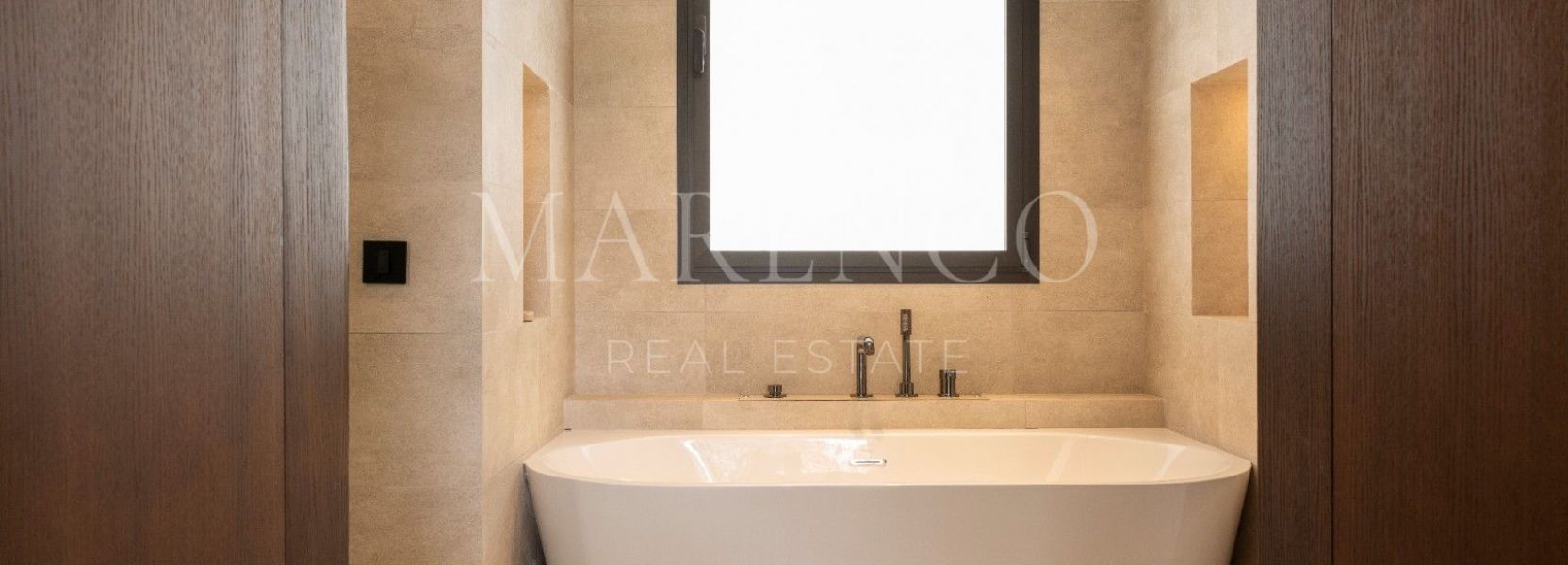 Villa  in La Cerquilla, Nueva Andalucia, Marbella