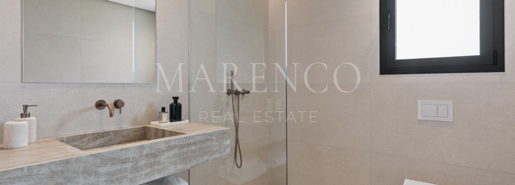 Apartamento  en Costalita del Mar, Estepona Este, Estepona