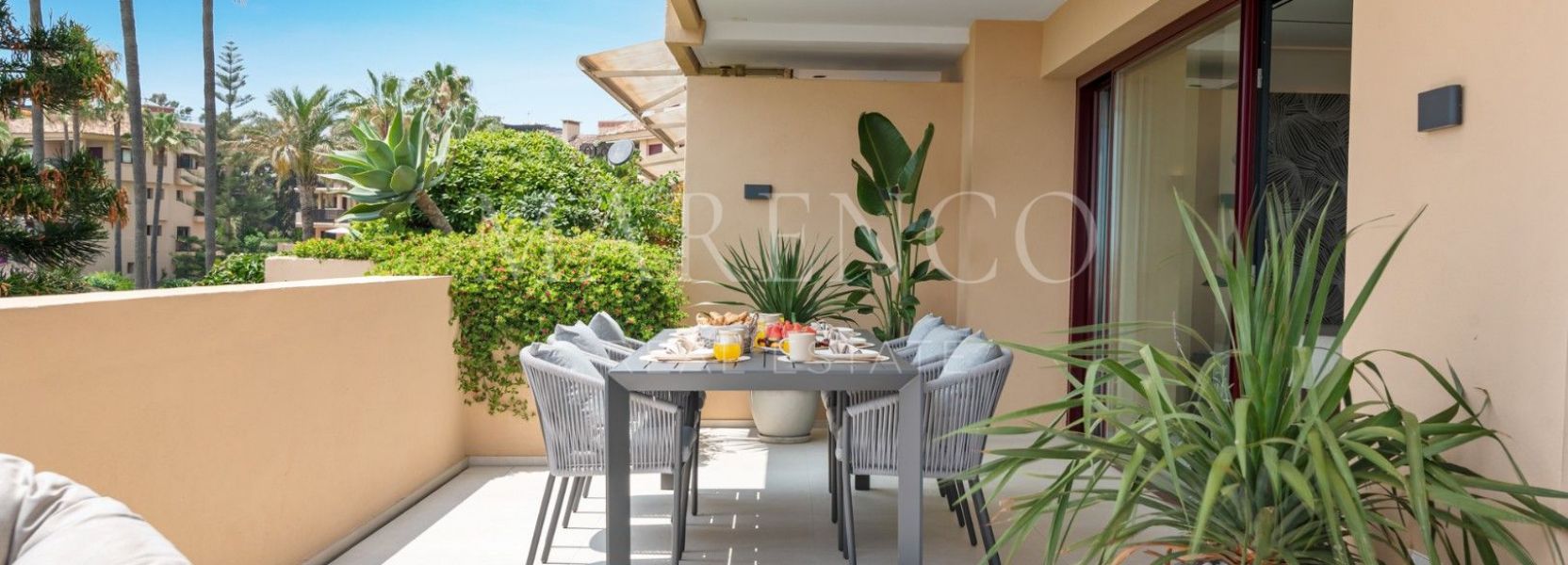 Apartamento  en Costalita del Mar, Estepona Este, Estepona