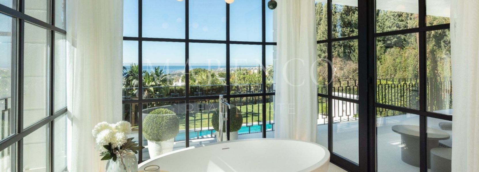 Villa  in Marbella Golden Mile, Marbella